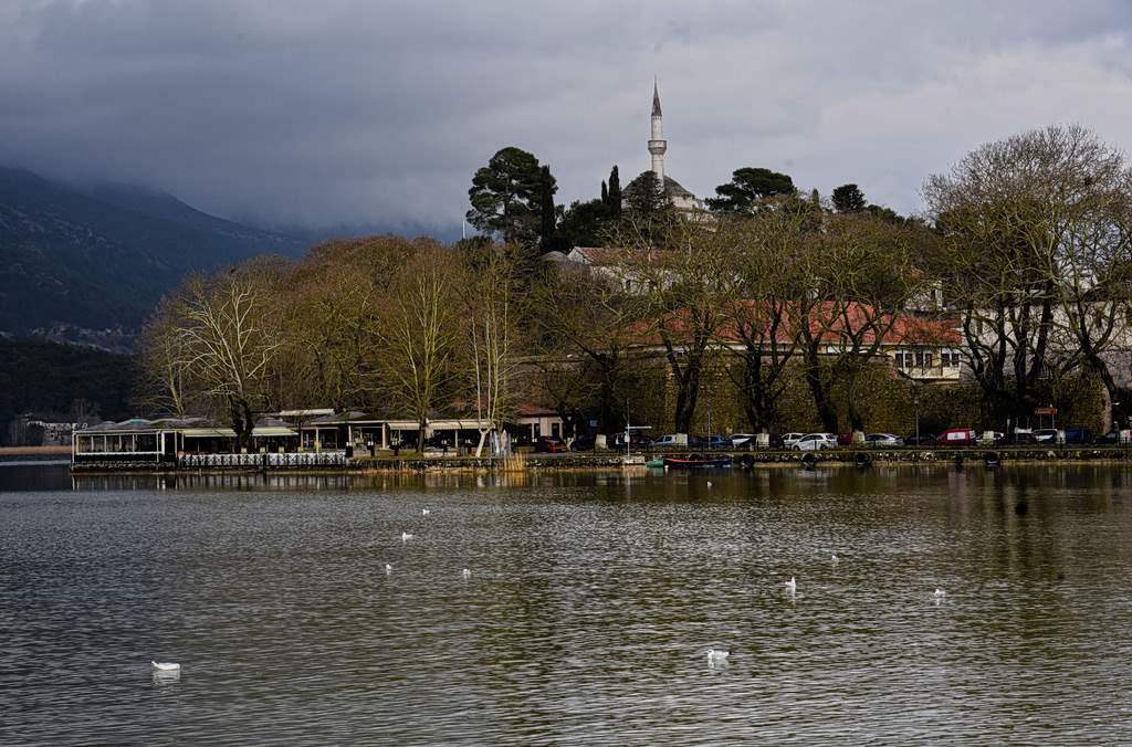 Καταδίκη Ψωμιάδη για τα «45άρια»: 10 χρόνια κάθειρξη για έργα και συμβάσεις υπαλλήλων