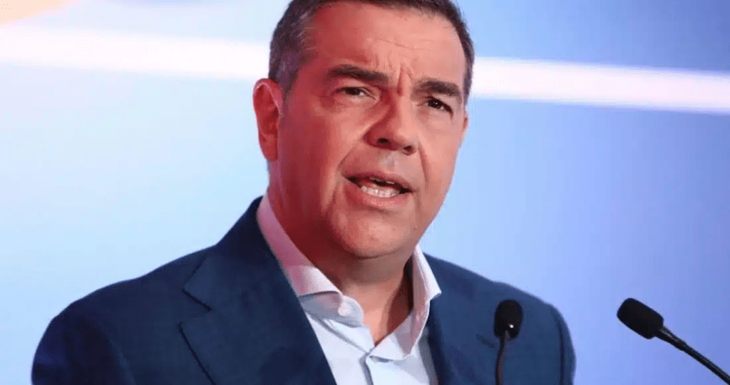 Συγκινητικές στιγμές στο συνέδριο του ΠΑΣΟΚ – Σε φορτισμένο κλίμα η ομιλία του Απόστολου Κακλαμάνη