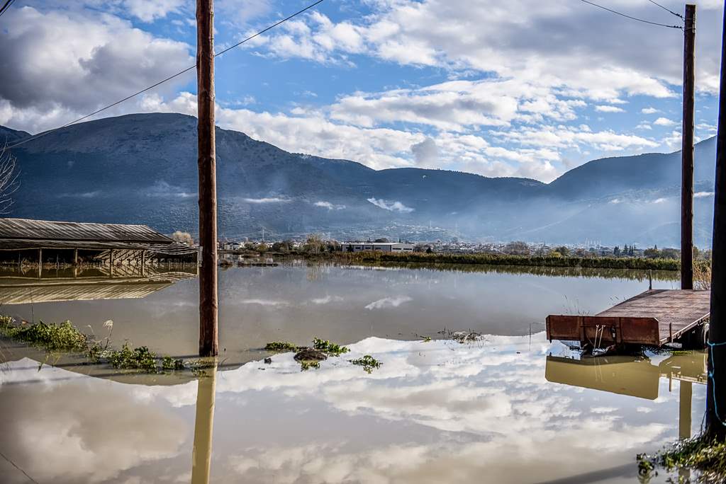 Βουλιαγμένη: Επιχείρηση ανάσυρσης της σορού του 34χρονου δύτη από το «πηγάδι του διαβόλου»