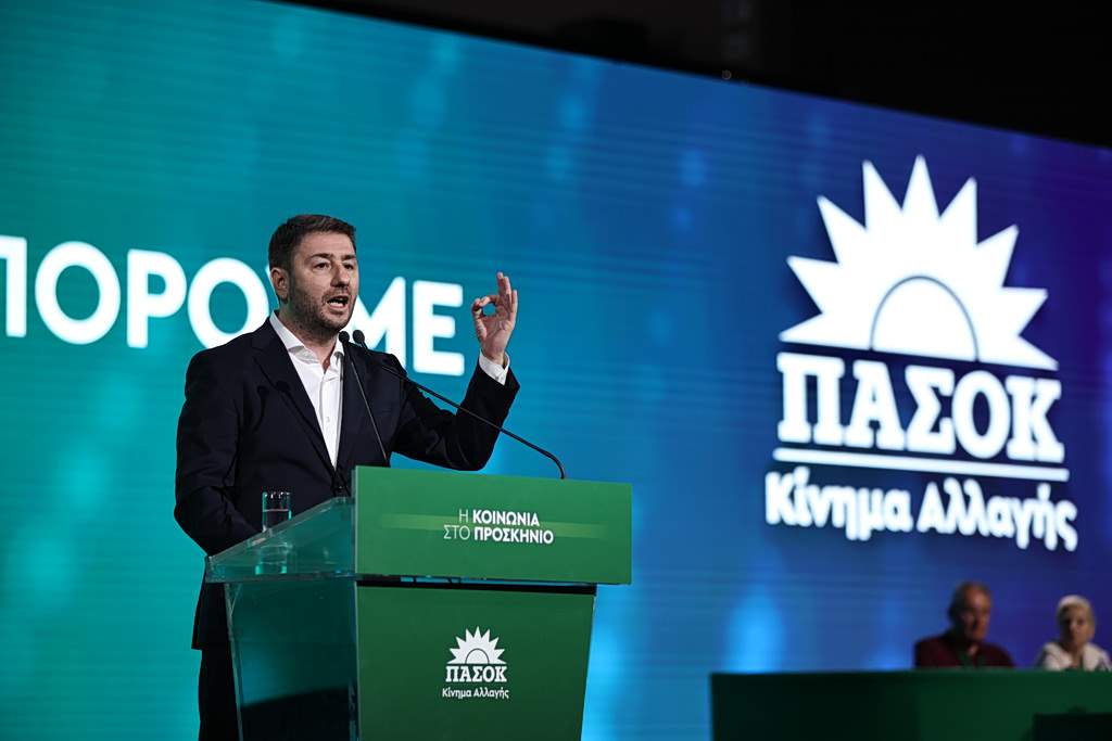 Τραμπ: «Το Ιράν θέλει συμφωνία αλλά φοβάται να το πει, νέοι βομβαρδισμοί από το Ισραήλ