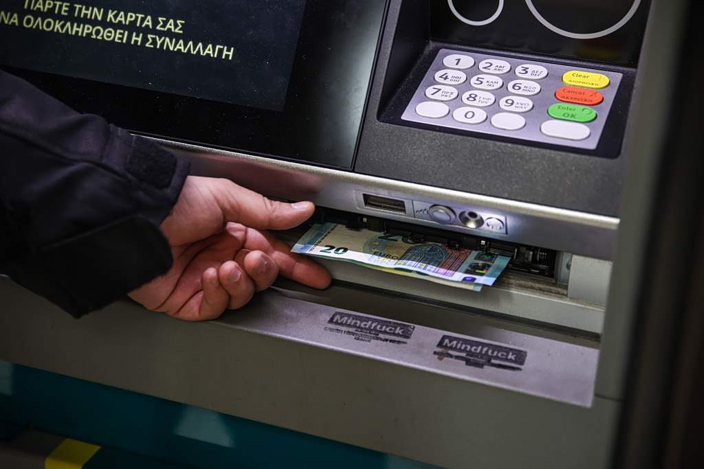 Πόρτο Λεόνε: Οικογενειακός εμφύλιος – Βούλγαρης εναντίον Γαλήνης, Ορέστη