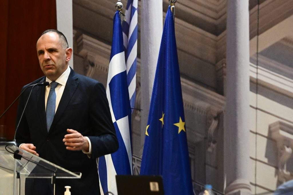 Να μ’ αγαπάς: Η Σοφία φόνισσα – Πριν το φινάλε σκοτώνει τον…