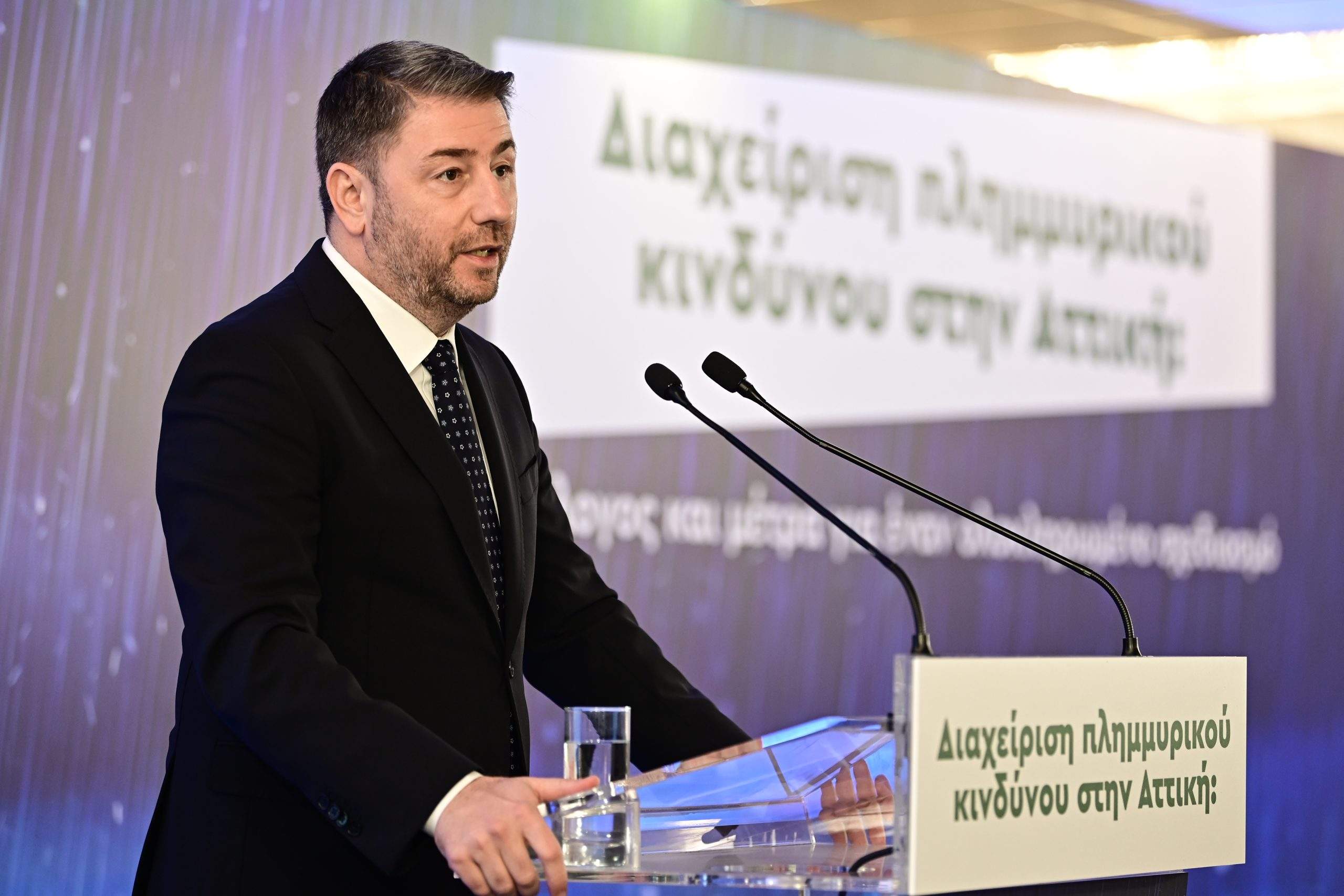 Στιγμές πανικού σε λεωφορείο: 24χρονος κάρφωσε στιλό στο πρόσωπο 38χρονου