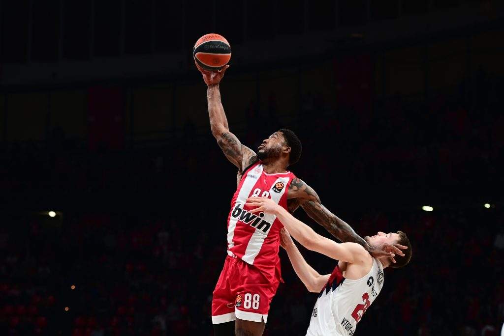 Τζεφ Μπέζος: Σχέδιο 100 δισ. για επενδύσεις στη βιομηχανία με αιχμή την τεχνητή νοημοσύνη