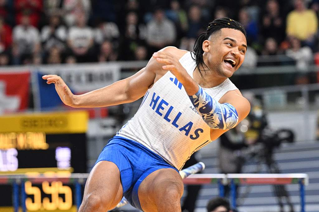 Γιατί η Ελλάδα δεν ρίχνει τους φόρους στα καύσιμα; Ο κρυφός «κουμπαράς» και οι επιδοτήσεις