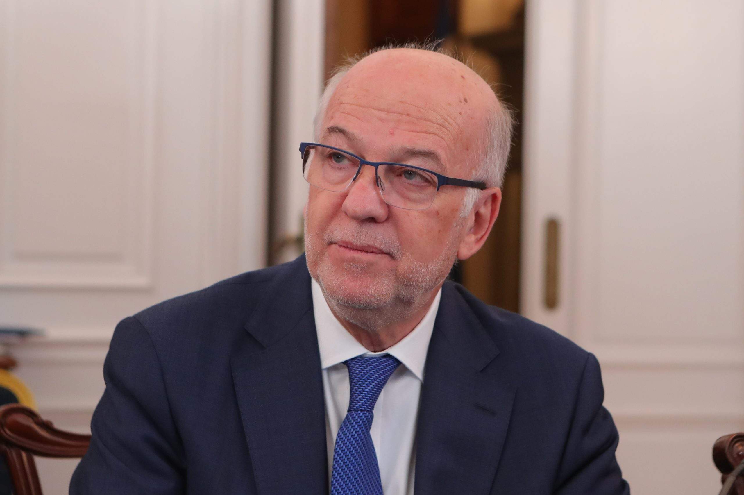 Δύο συλλήψεις στη Λαμία για ναρκωτικά και όπλα: Κατασχέθηκαν κοκαΐνη, όπλα και 6.250 ευρώ, δείτε φωτογραφίες