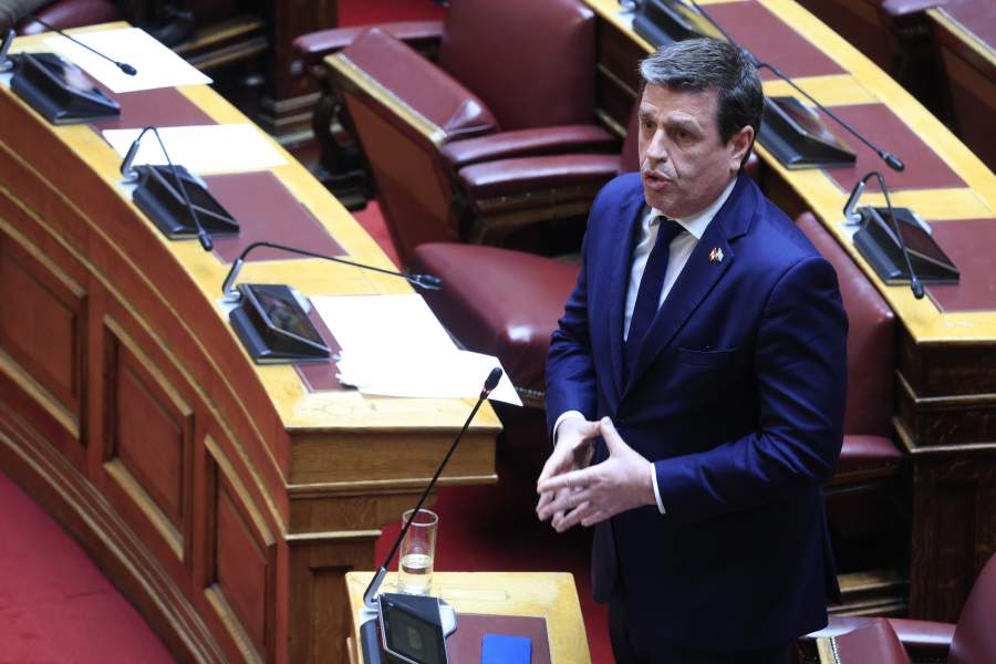 Ορκίστηκε βουλευτής ο Βαγγέλης Γιαννακούρας – Πήρε την έδρα του Οδυσσέα Κωνσταντινόπουλου