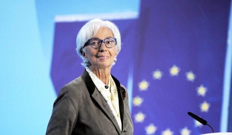 ΤΟ ΣΤΕΦΑΝΙ ΠΟΥ ΞΕΧΩΡΙΣΕ: ΟΛΟΙ ΔΑΚΡΥΣΑΝ ΜΕ ΑΥΤΟ ΠΟΥ ΕΓΡΑΨΕ Η ΝΑΝΑ ΜΟΥΣΧΟΥΡΗ ΣΤΗΝ ΚΗΔΕΙΑ ΜΑΡΙΝΕΛΑΣ