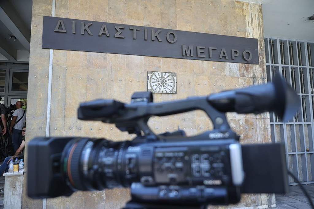 Όταν η Περσία έγινε Ιράν: Ο Σάχης πίσω από τη μεγάλη αλλαγή