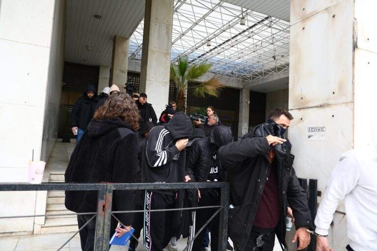 ΑΑΔΕ: 43 κιλά λαθράιων πούρων Αβάνας κατασχέθηκαν στο Ελ. Βενιζέλος – Η αξία τους