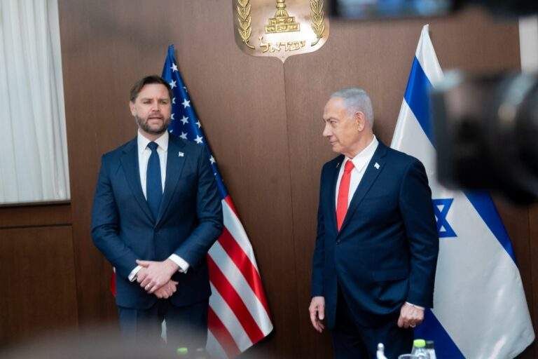 ΕΚΤΑΚΤΗ ΕΙΔΗΣΗ – Συνελήφθη πασίγνωστος τραγουδιστής μπροστά στις κάμερες, σoκ ο λόγος