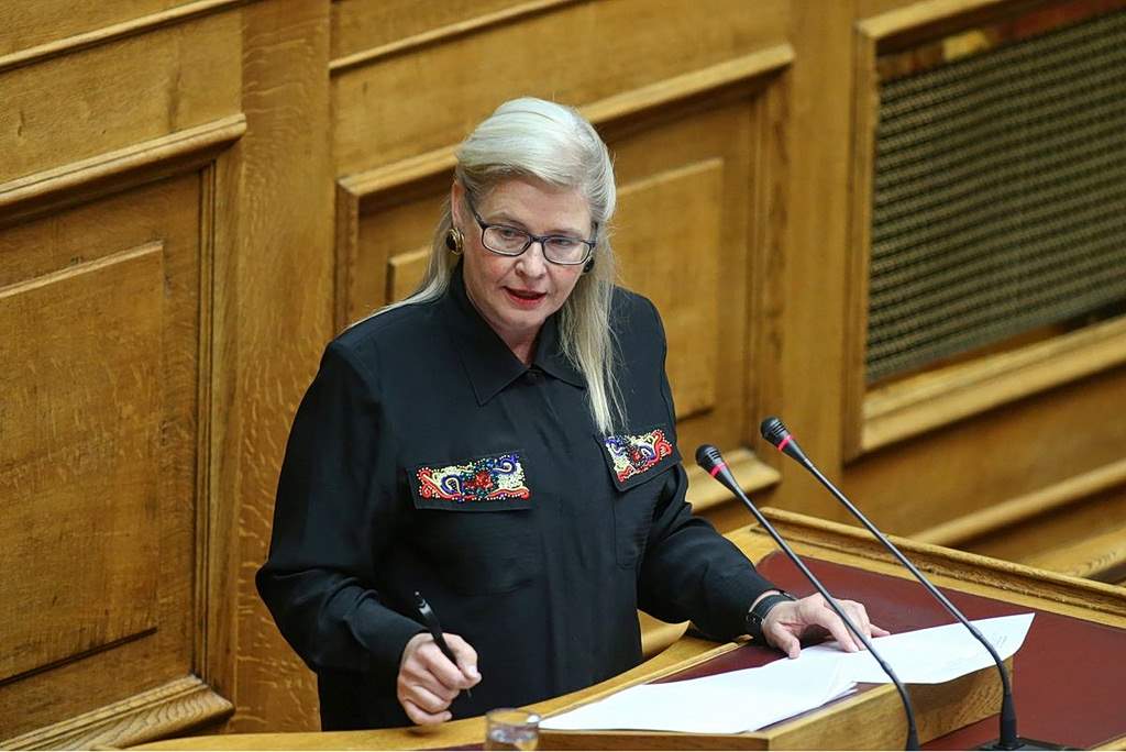 Να μ’ αγαπάς: Έτσι εκδικείται η Σοφία τη Ζωή – Τη χτυπάει με…