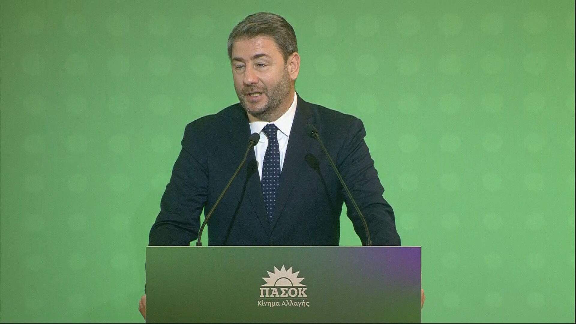 Ο κόσμος των ορυκτών καυσίμων θρυμματίζεται – μία νέα εποχή κοινωνικών μετασχηματισμών ξημερώνει…