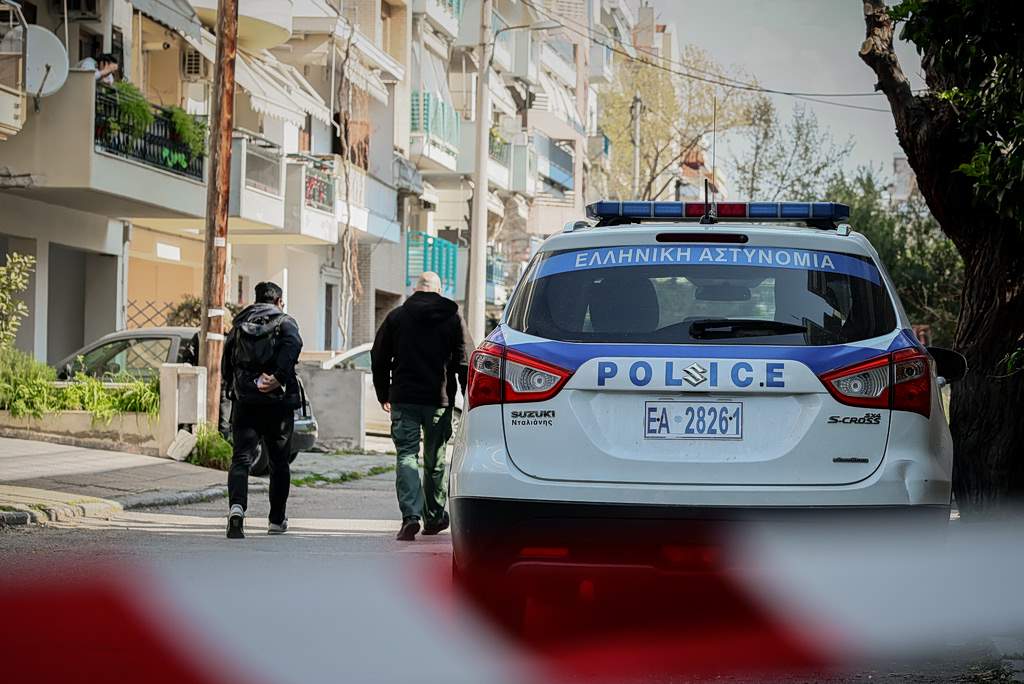 Μία νύχτα μόνο: Μουδιάζει ο Σταύρος – «Μάνα, είμαι υιοθετημένος;»