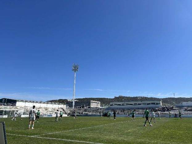 Με προστατευτικό plexiglass ο πάγκος του Ολυμπιακού στο T-Center