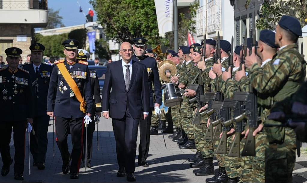 Δύο πόλεμοι, μία κρίση: Πώς Ουκρανία και Ιράν «καίνε» τα καύσιμα στη Γερμανία