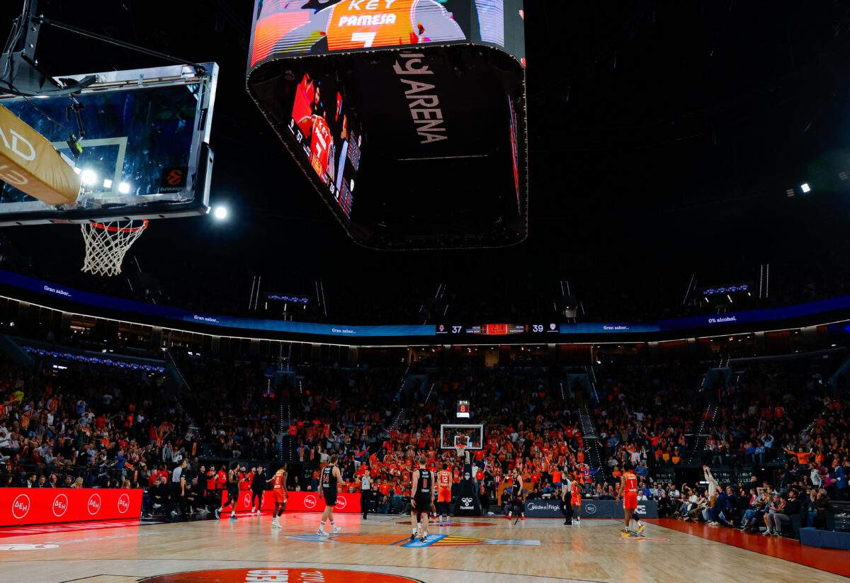 Νότιος Αφρική: Κόλαση φωτιάς σε κυβερνητικό κτίριο 11 ορόφων, υποψίες εμπρησμού