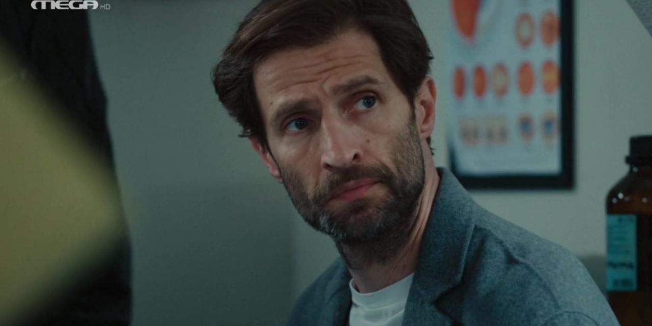 Χανιά: Κατέπλευσε ξανά στη βάση της Σούδας το αεροπλανοφόρο “USS Gerald R. Ford” – Ερωτηματικά για την πυρκαγιά που έκαιγε για ώρες στο εσωτερικό του