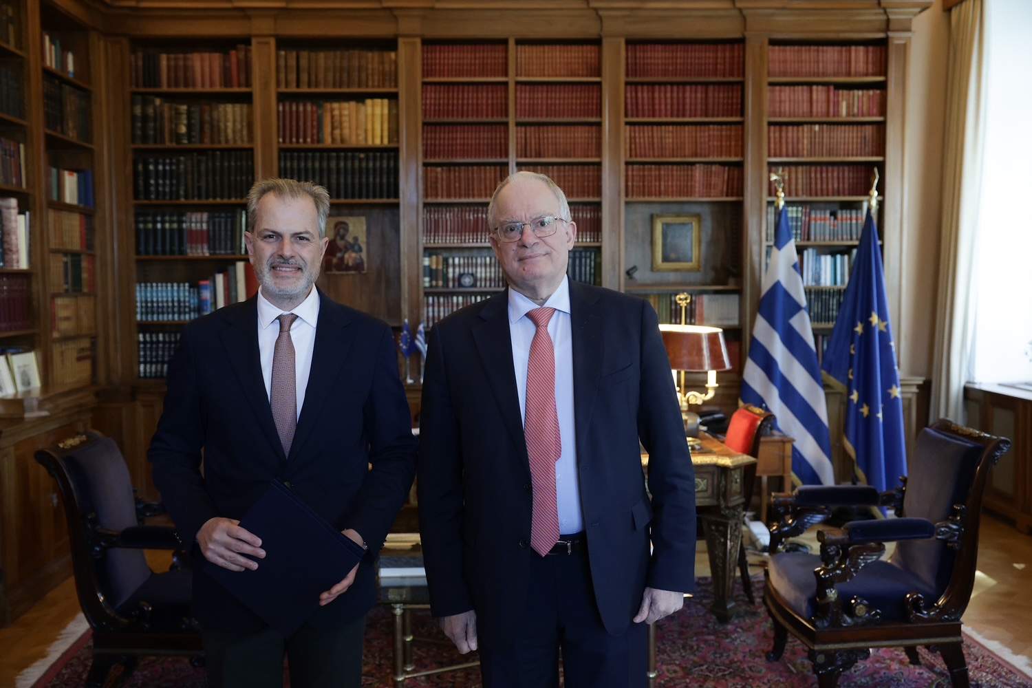 Όταν η τεχνητή νοημοσύνη γίνεται… δημοσιογράφος – Το πείραμα ενός αυτόνομου ειδησεογραφικού site