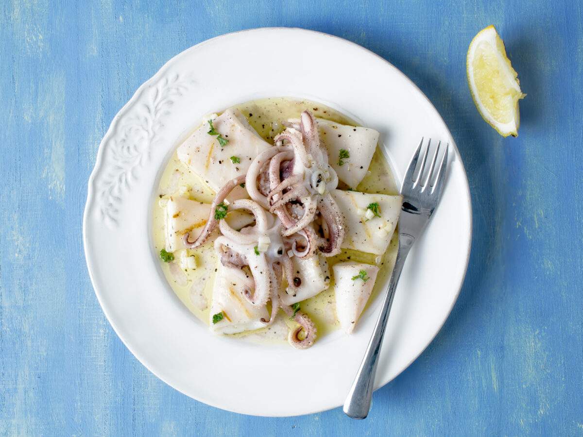 Τα Grillz είναι τα πιο bold αξεσουάρ για το χαμόγελό σας-Τα φόρεσε ο Akyllas με το FERTO να γίνεται μαρκίζα στην οδοντοστοιχία του