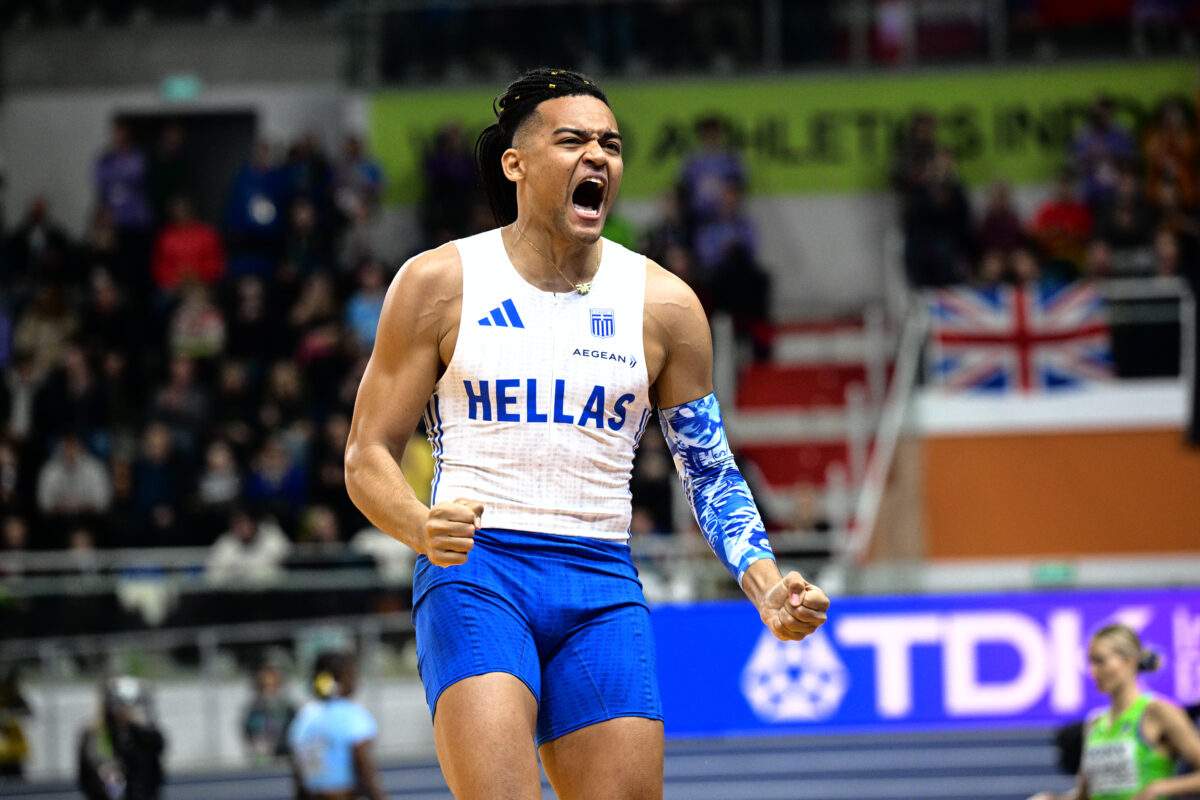 Στο Μεσολόγγι ο Νίκος Δένδιας: Η συγκίνησή του μπροστά στον πίνακα του Ντελακρουά