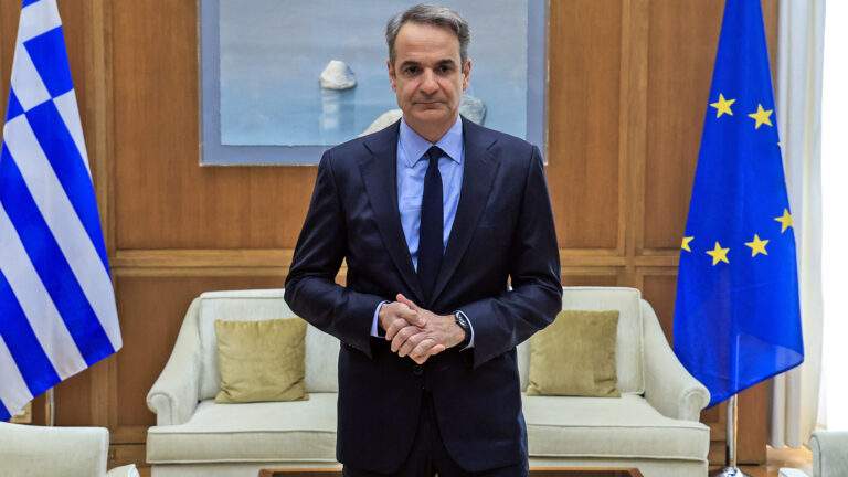 Ανnσυxία για Έλενα Παπαρίζου: Μόλις μαθεύτnκε για την τραγουδίστρια