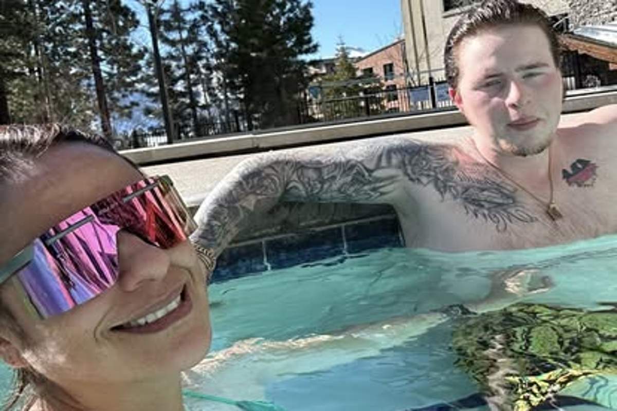 Ηράκλειο: Η στιγμή που δράστης πυροδοτεί εμπρηστικό μηχανισμό έξω από καφετέρια – Βίντεο ντοκουμέντο