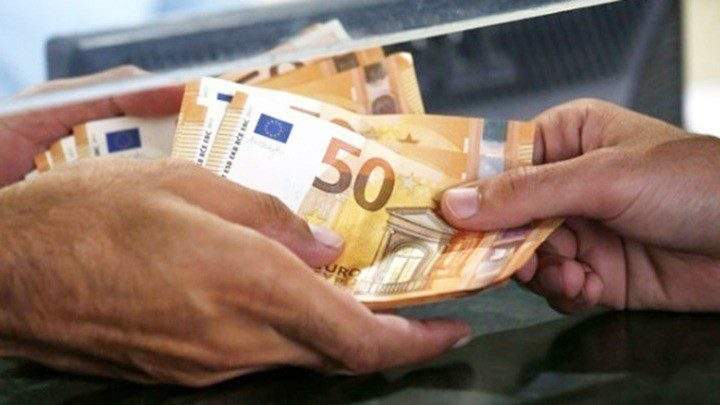 Η νέα ναυαρχίδα της BYD, Great Tang, φορτίζει από 10% έως 97% σε 9 λεπτά
