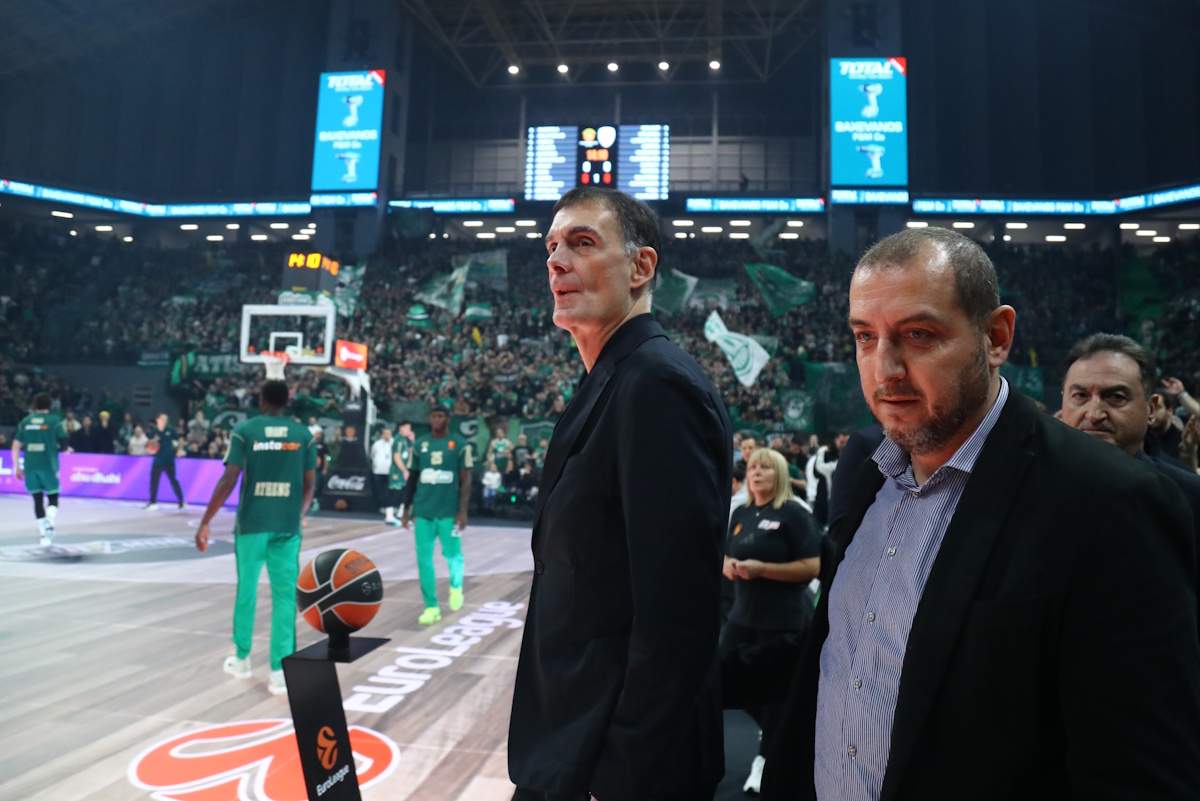 Το βίντεο του Νίκου Ανδρουλάκη στο TikTok: Οι καφέδες, το γιουβέτσι και το Spotify