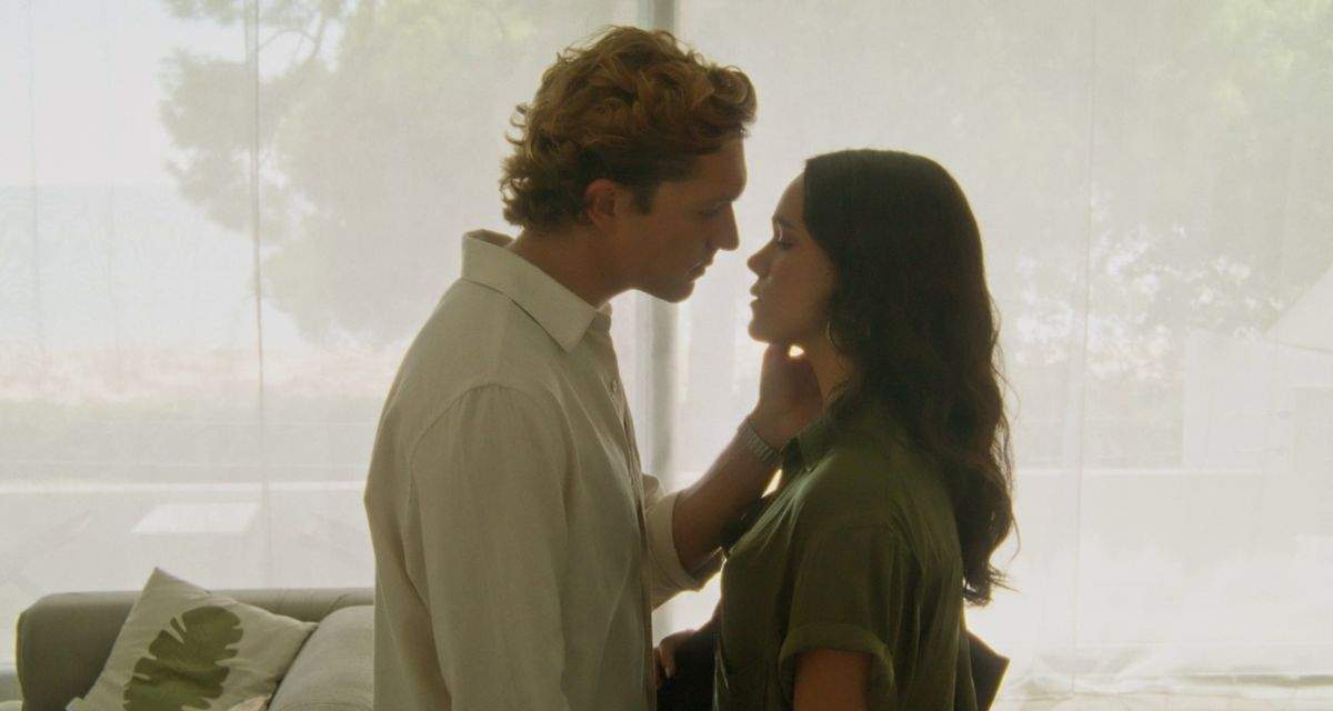 Κέντρα απελάσεων εκτός Ε.Ε. – Το σχόλιο του Τάκη Χατζή