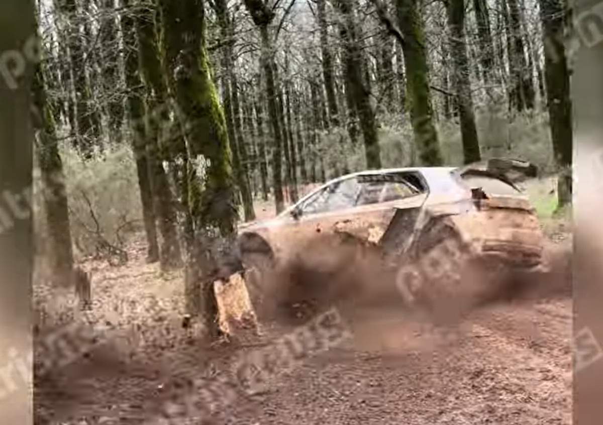 Μακρόν: Καταδίκασε την απαγόρευση εισόδου του καθολικού Πατριάρχη Ιεροσολύμων στον Πανάγιο Τάφο