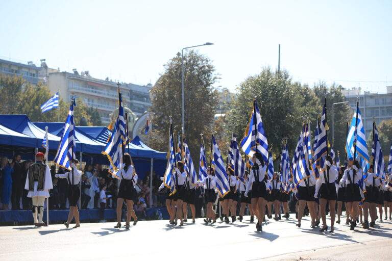 ΕΚΤΑΚΤΟ: Τουλάχιστον 13 νεκροί σε τροχαίο αυτή τη στιγμή – Σοκ