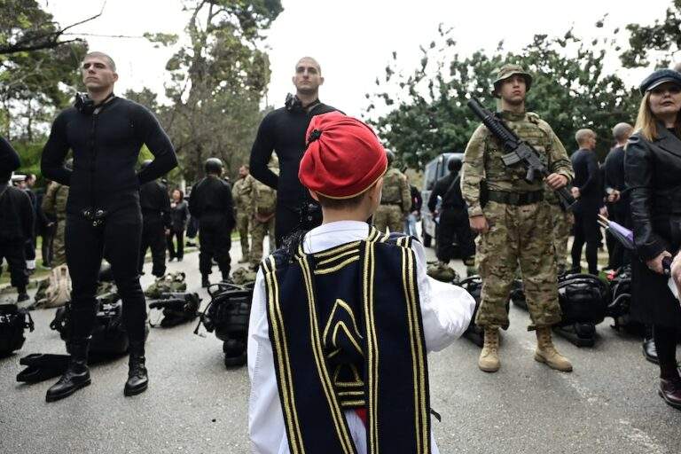 Βασίλης Λαζαρίδης: «Δεν θέλω σχέσεις με την οικογένεια του πατέρα μου, τους έχω βάλει στη μαύρη λίστα»