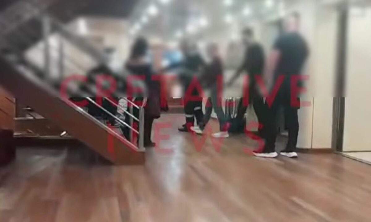 Το αδιανόητο δράμα των ναυτικών στον Περσικό Κόλπο – Ζουν ανάμεσα σε πτώματα συναδέλφων τους και δεν έχουν πια φαγητό