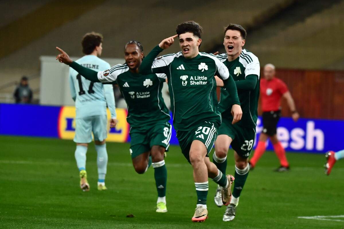 Νέες καταγγελίες για επιθέσεις μαθητών σε βάρος καθηγητών: «Με χτύπησαν στην πλάτη με στυλό, μου πετούσαν μπουκάλια και με έβριζαν»