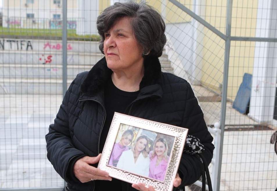 H Apple θωρακίζει το iPhone Fold: Έρχεται με ανθεκτική οθόνη και λιγότερο ορατή πτυχή