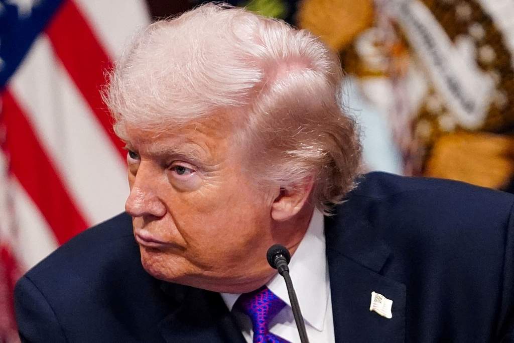 Ρωσία, Κίνα πυλώνες του αυταρχισμού, τι δείχνει έκθεση για τα αυταρχικά καθεστώτα