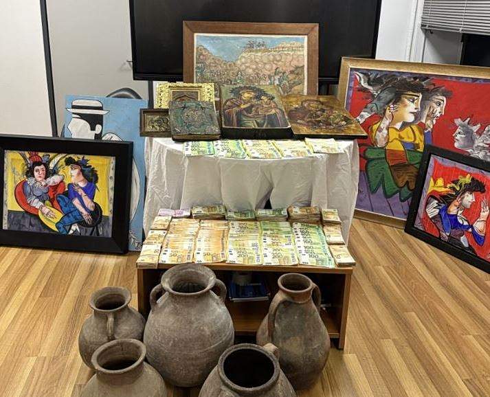 Να μ’ αγαπάς: Πουλάει το σπίτι και δίνει λεφτά στη Ζωή