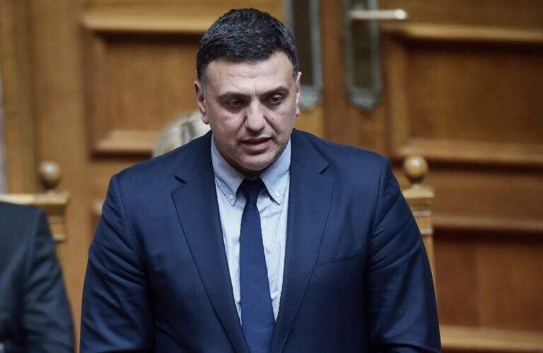 Νέο κύμα ισραηλινών πληγμάτων σε Ισφαχάν και Τεχεράνη – Το Ιράν χτύπησε πετρελαιοφόρο – Live οι εξελίξεις
