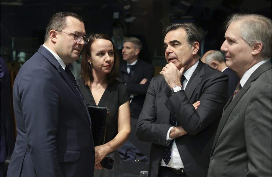 Το ID. Buzz αναβαθμίζεται τεχνολογικά και αποκτά νέα έκδοση 4MOTION