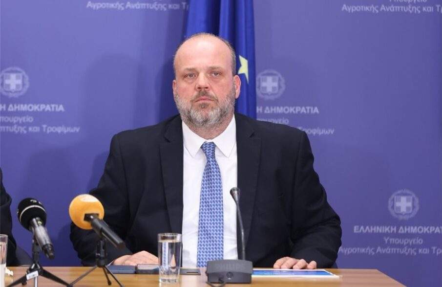 Απ. Τζιτζικώστας: «Δυστυχώς οι υποδομές μας δεν έχουν την επάρκεια να σηκώσουν βαρέα στρατιωτικά οχήματα και στρατό»