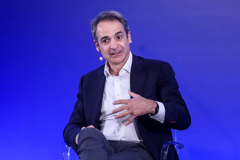 Μπαμπά σ’ αγαπώ: «Πάρη, δεν μπλέκεις με αυτό το δίδυμο – Είναι μαφία»