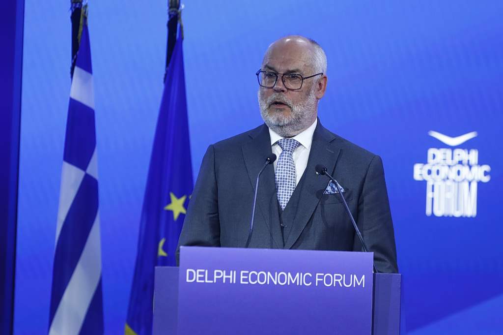 Να μ’ αγαπάς: Πέφτει αιμόφυρτος από σφαίρες ο…