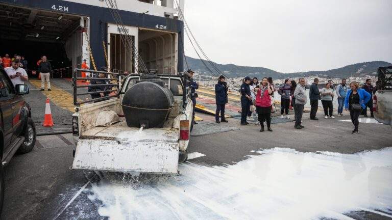 Μυτιλήνη: Στη ΜΕΘ 30χρονη με μικροβιακή μηνιγγίτιδα