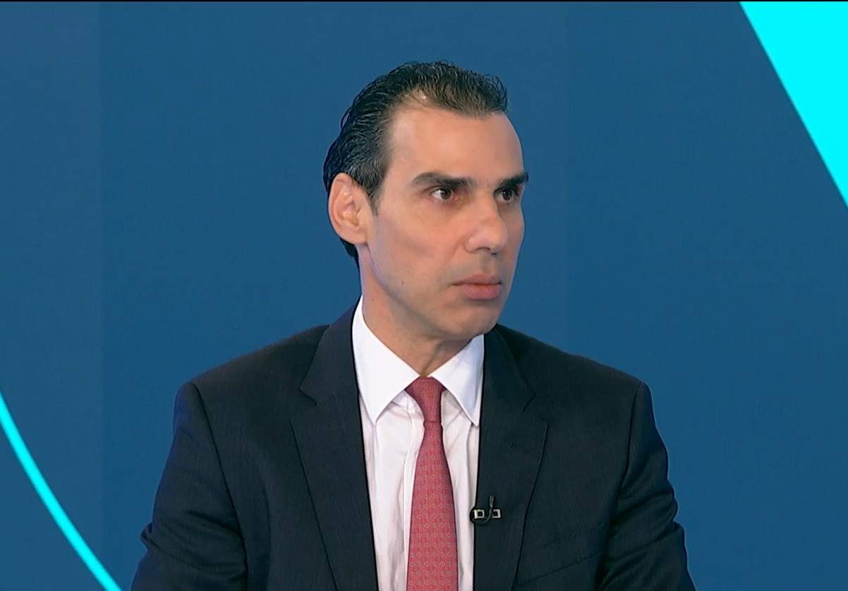 Πτωτικά κινείται ο χρυσός λόγω της ανόδου των τιμών του πετρελαίου
