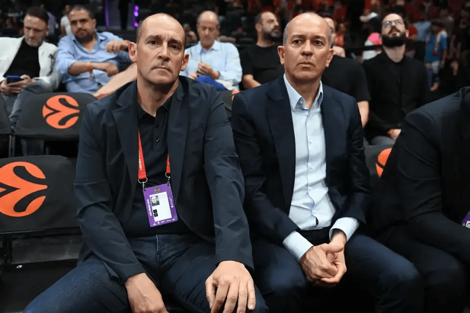 Ο Τραμπ στο Άγιον Όρος  για συνάντηση με Πούτιν