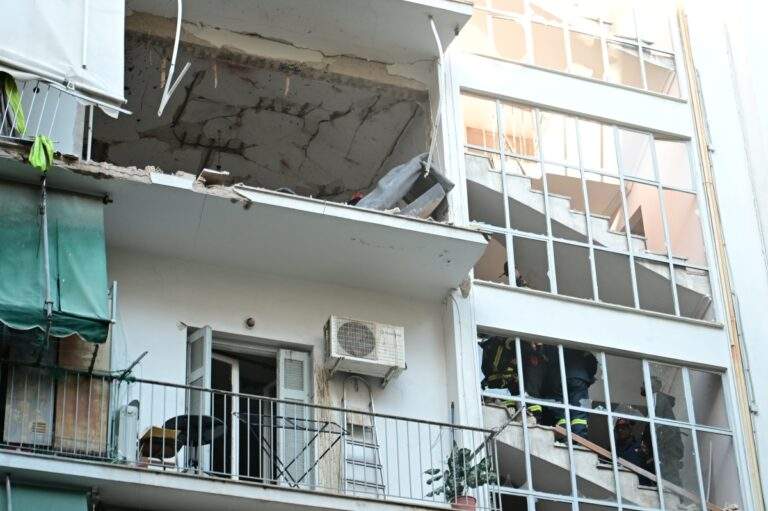 Λέσβος: Έσπασε το μπλόκο των κτηνοτρόφων στο λιμάνι – Άρχισε άμεσα η εκφόρτωση των φορτηγών
