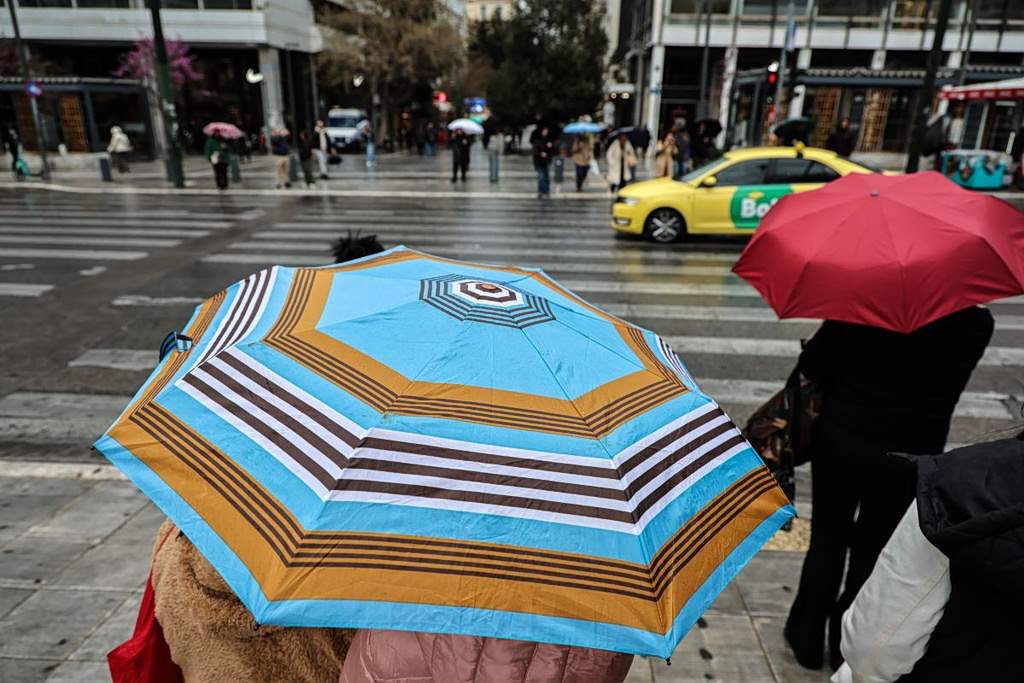 Η κρίση των δημοκρατιών, η εμπορευματοποίηση της πολιτικής, η γραφειοκρατικοποίηση των κομμάτων