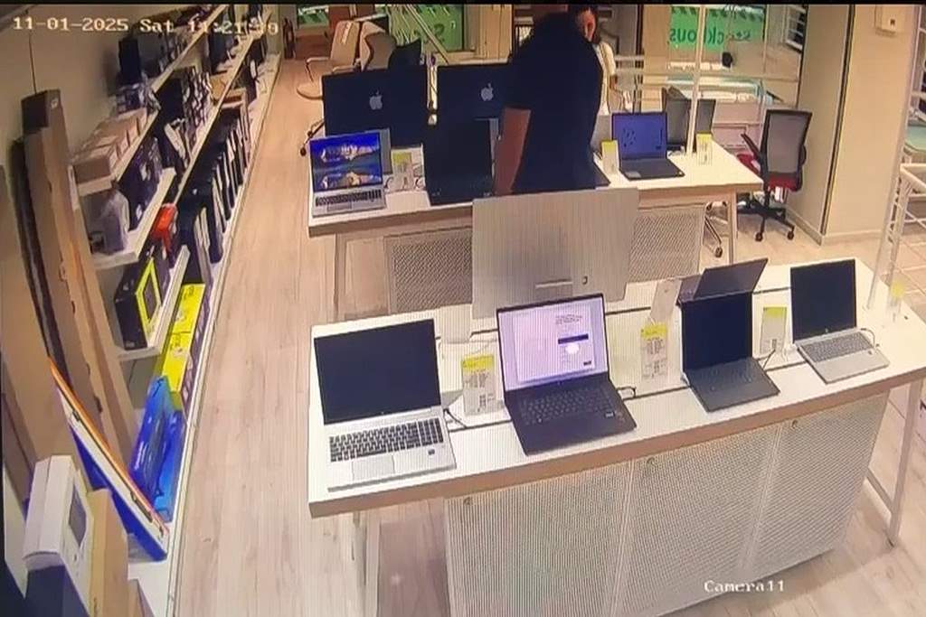 Μπηχτή Δημητρακόπουλου: «Κάνω έκκληση στον Χρυσοχοΐδη να συγχαρεί…»