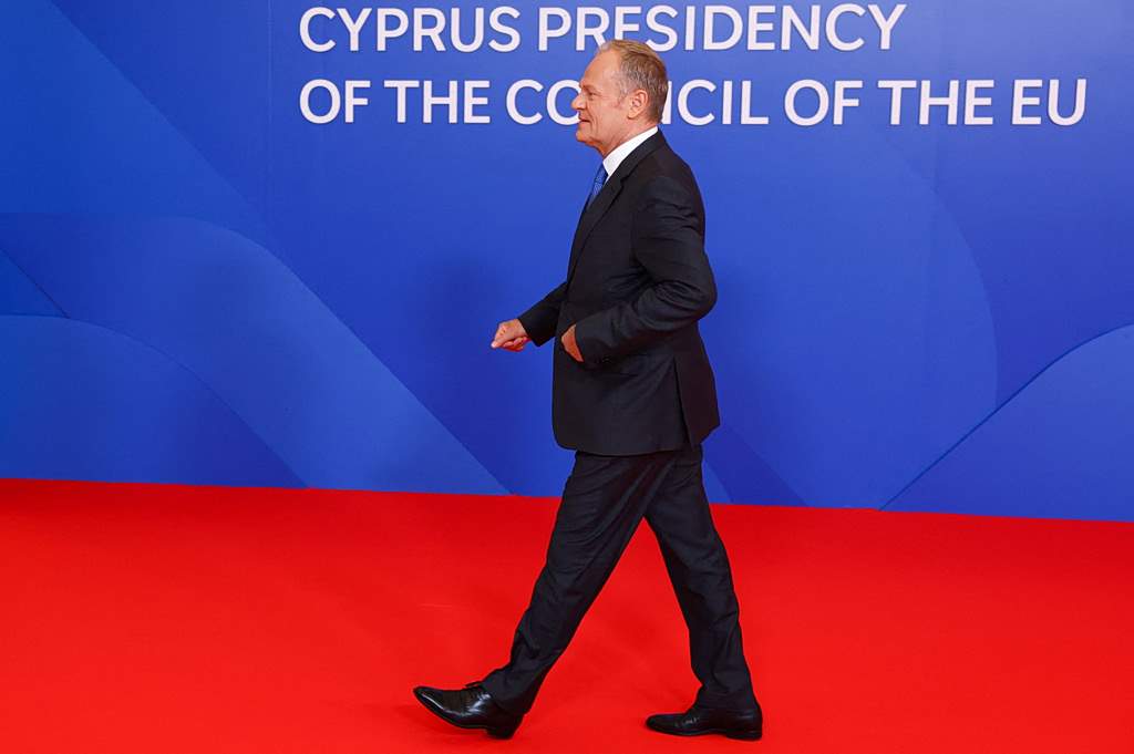 Η Γη της Ελιάς: Η Άννα παλεύει με τον φόβο και τις απειλές